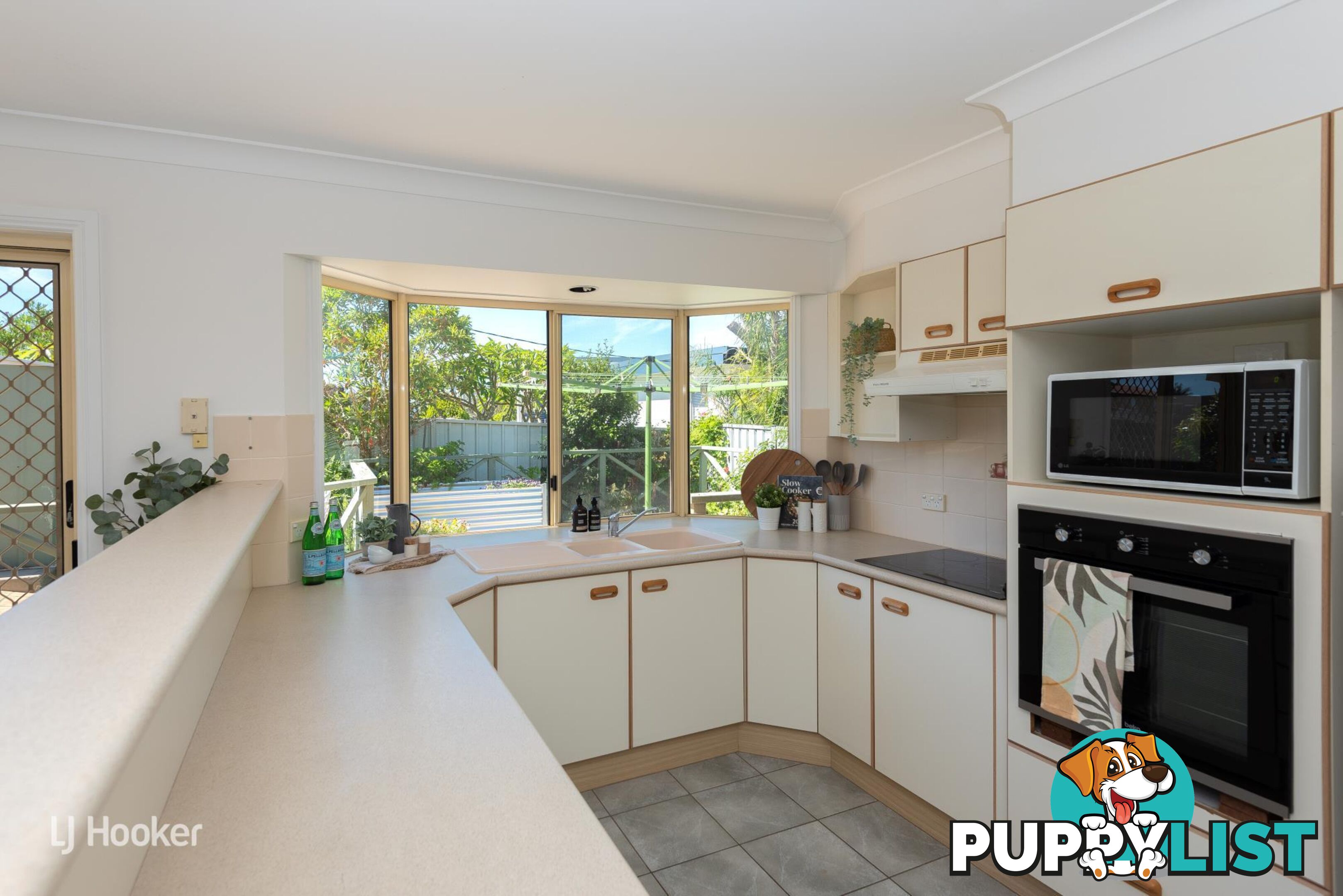 17A Calton Road BATEHAVEN NSW 2536