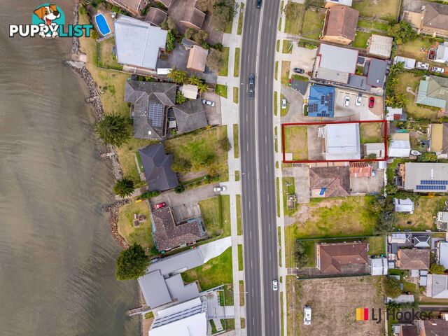 114 Beach Road BATEMANS BAY NSW 2536