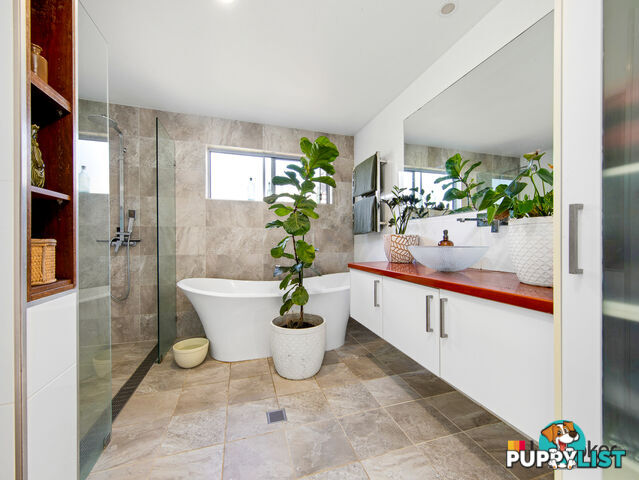1 Apple Berry Place NORTH BATEMANS BAY NSW 2536