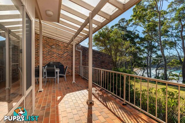 2/5 Edgewood Place DENHAMS BEACH NSW 2536