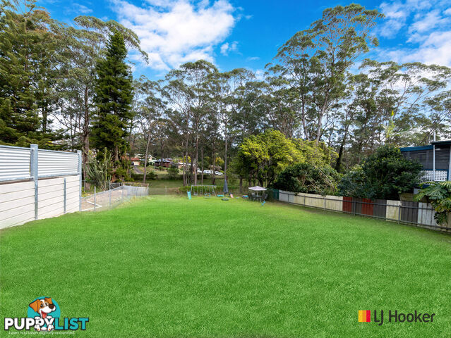 16 Pleasurelea Drive SUNSHINE BAY NSW 2536