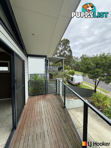 42B Broomfield Cres LONG BEACH NSW 2536