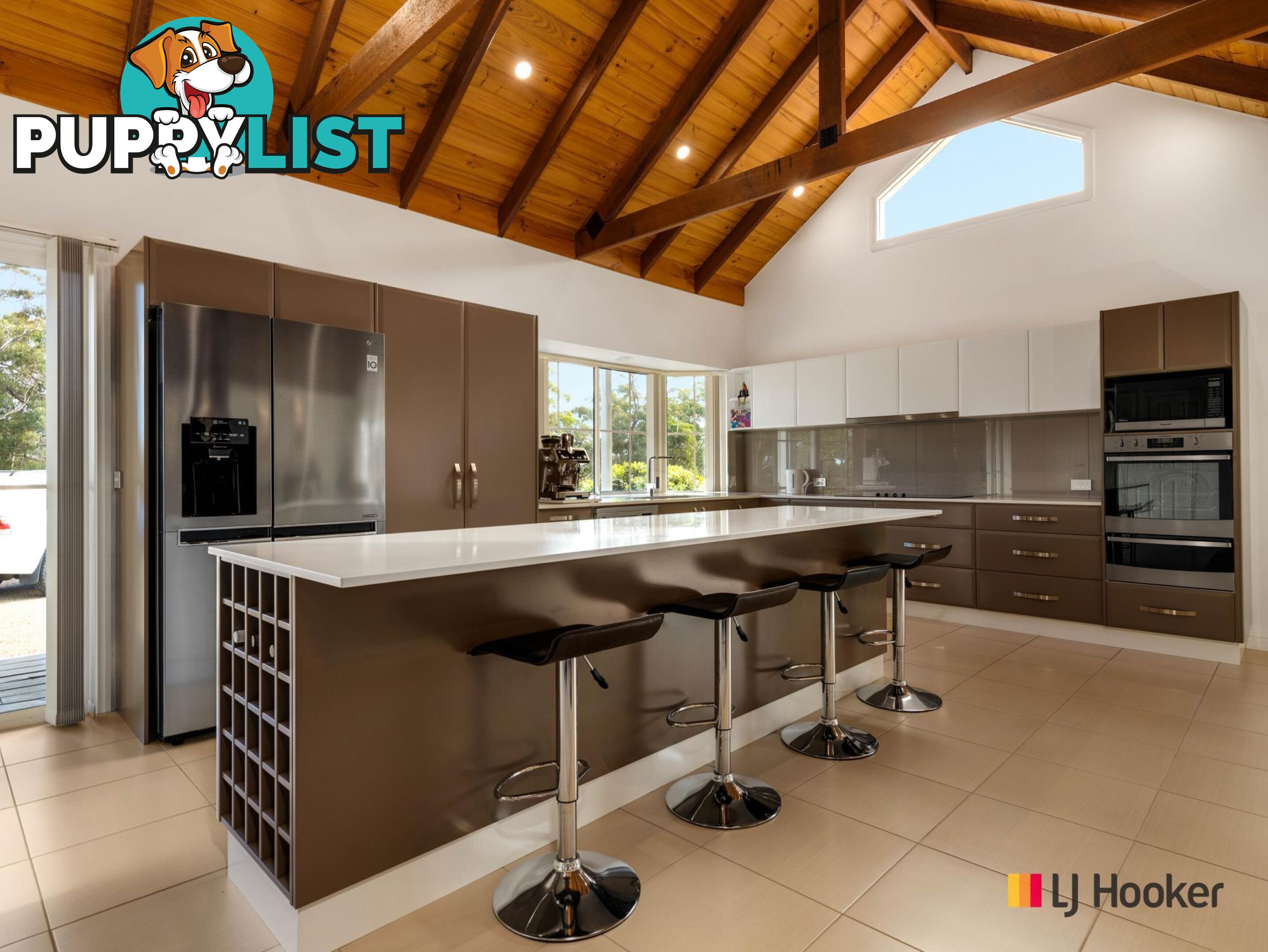 1 Bluemoor Road NORTH BATEMANS BAY NSW 2536