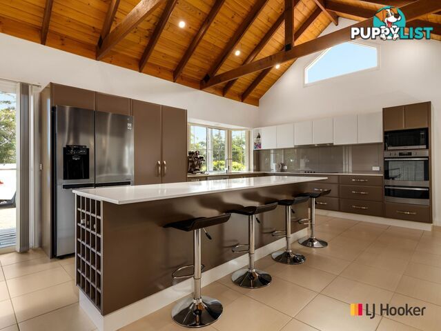1 Bluemoor Road NORTH BATEMANS BAY NSW 2536