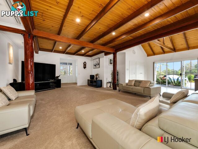 1 Bluemoor Road NORTH BATEMANS BAY NSW 2536
