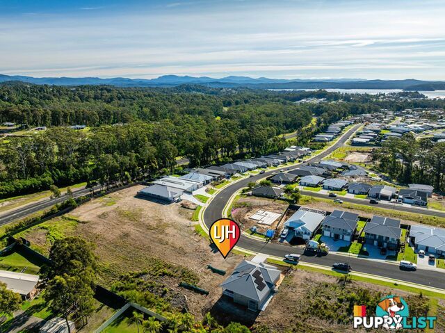 90 Freycinet Drive SUNSHINE BAY NSW 2536