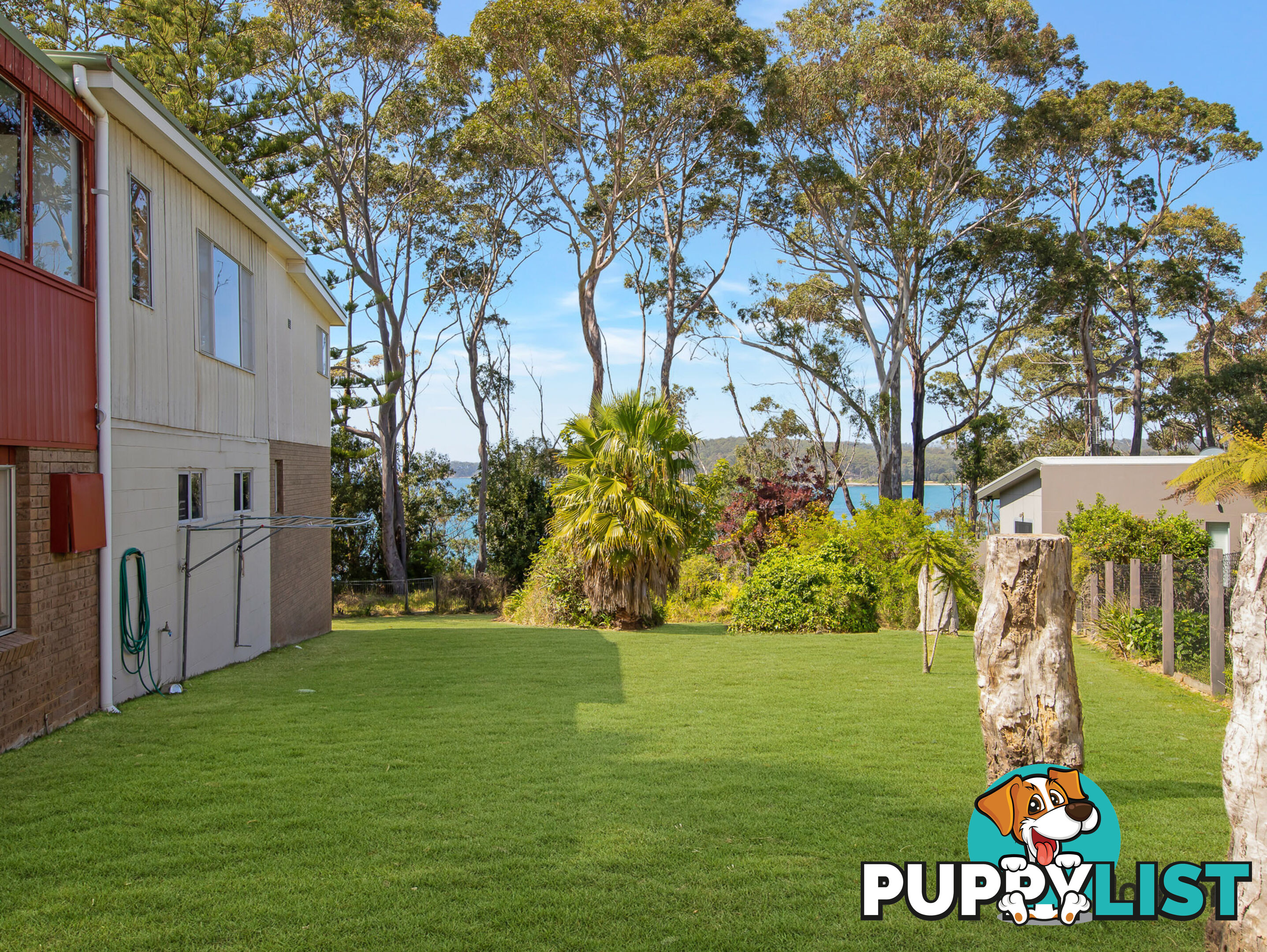 23 Barbara Crescent DENHAMS BEACH NSW 2536