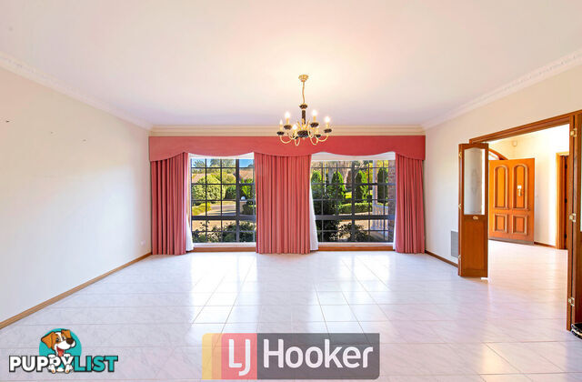 8 McClintock Street LYNEHAM ACT 2602