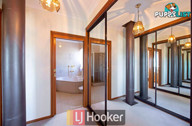 8 McClintock Street LYNEHAM ACT 2602