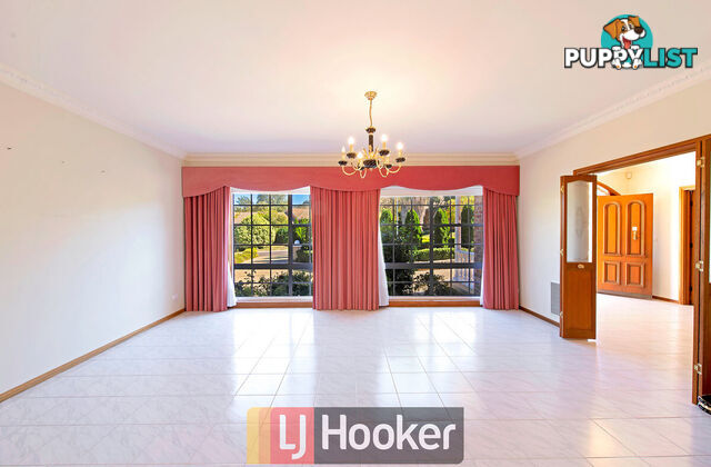 8 McClintock Street LYNEHAM ACT 2602