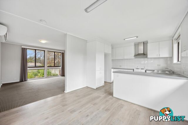 4 Hepburn Place KAMBAH ACT 2902