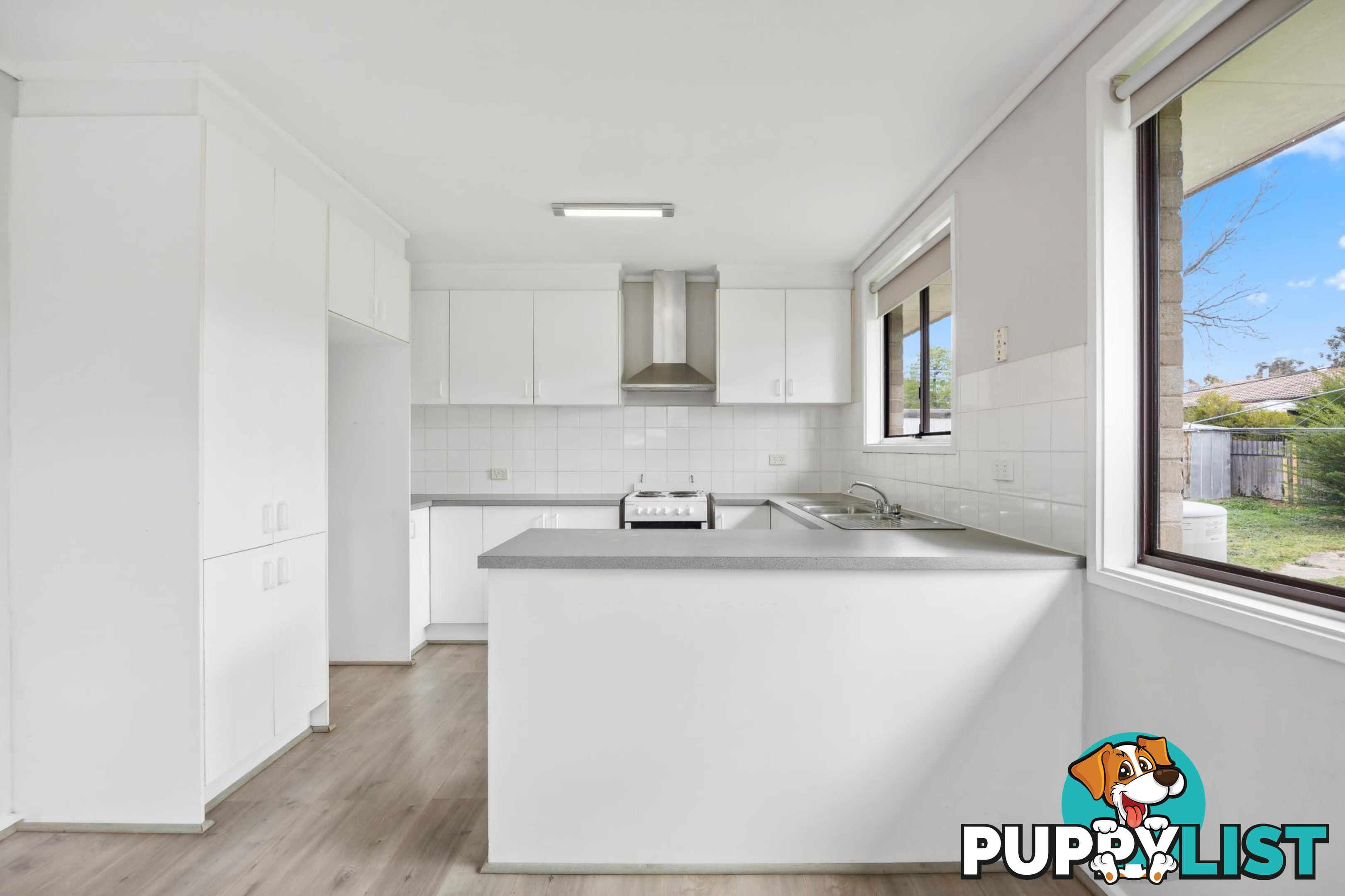 4 Hepburn Place KAMBAH ACT 2902