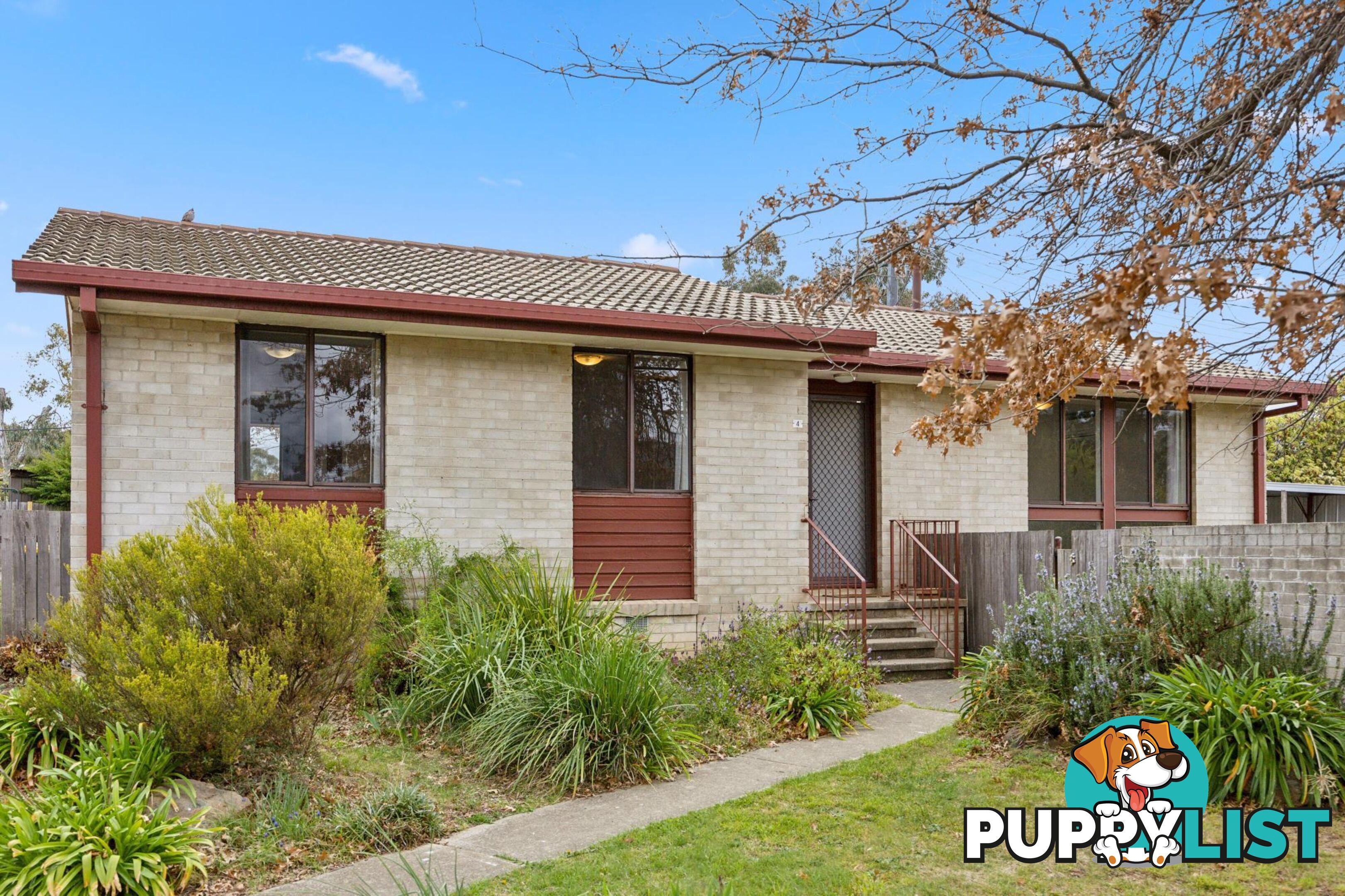 4 Hepburn Place KAMBAH ACT 2902