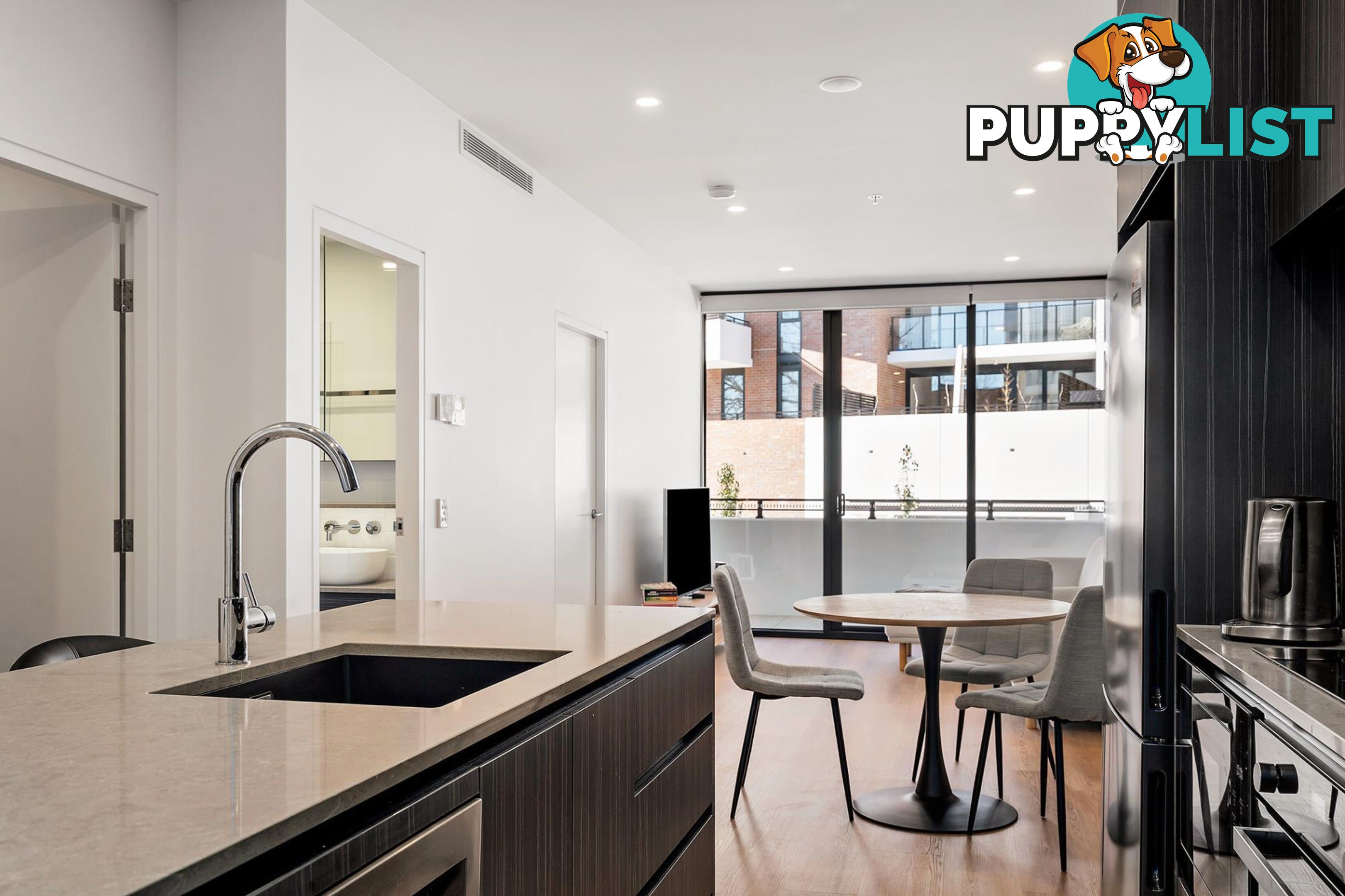 27/17 Captain Cook Crescent GRIFFITH ACT 2603