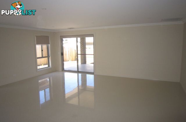 54 Albatross Street HARRISON ACT 2914