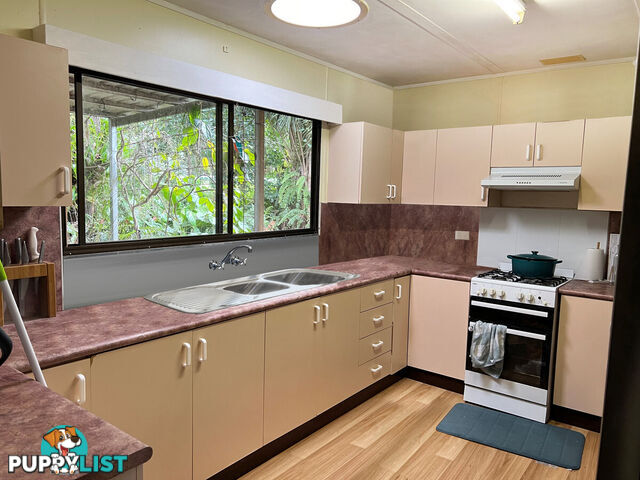 21 Beech Street YUNGABURRA QLD 4884