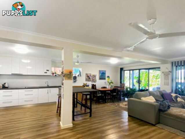 1/2 Armstrong Street ATHERTON QLD 4883