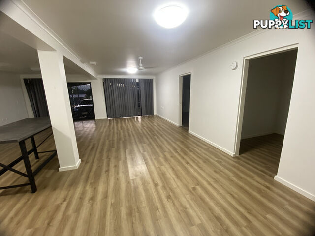 1/2 Armstrong Street ATHERTON QLD 4883