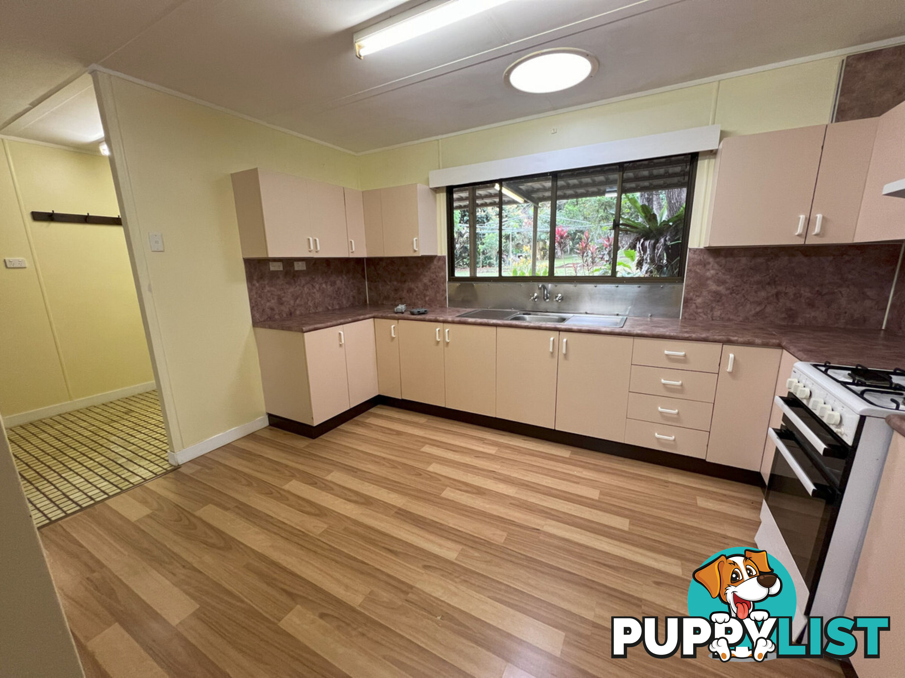 21 Beech Street YUNGABURRA QLD 4884