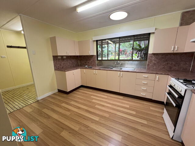 21 Beech Street YUNGABURRA QLD 4884