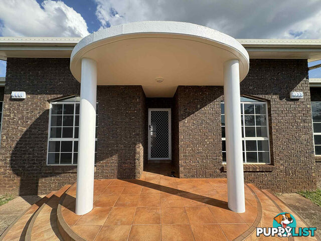 12 Paine Street ATHERTON QLD 4883