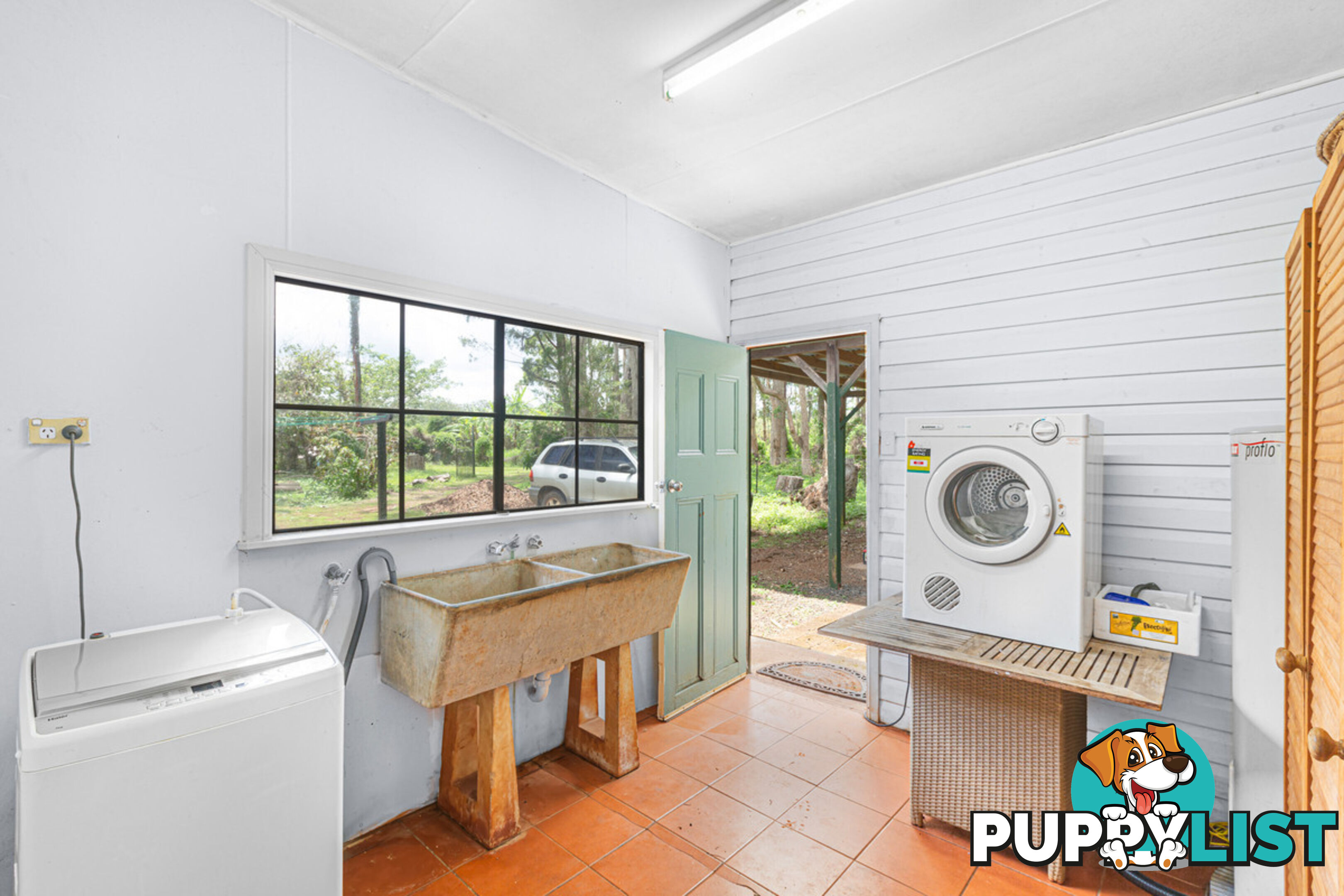 14 Condon Road TUMOULIN QLD 4888