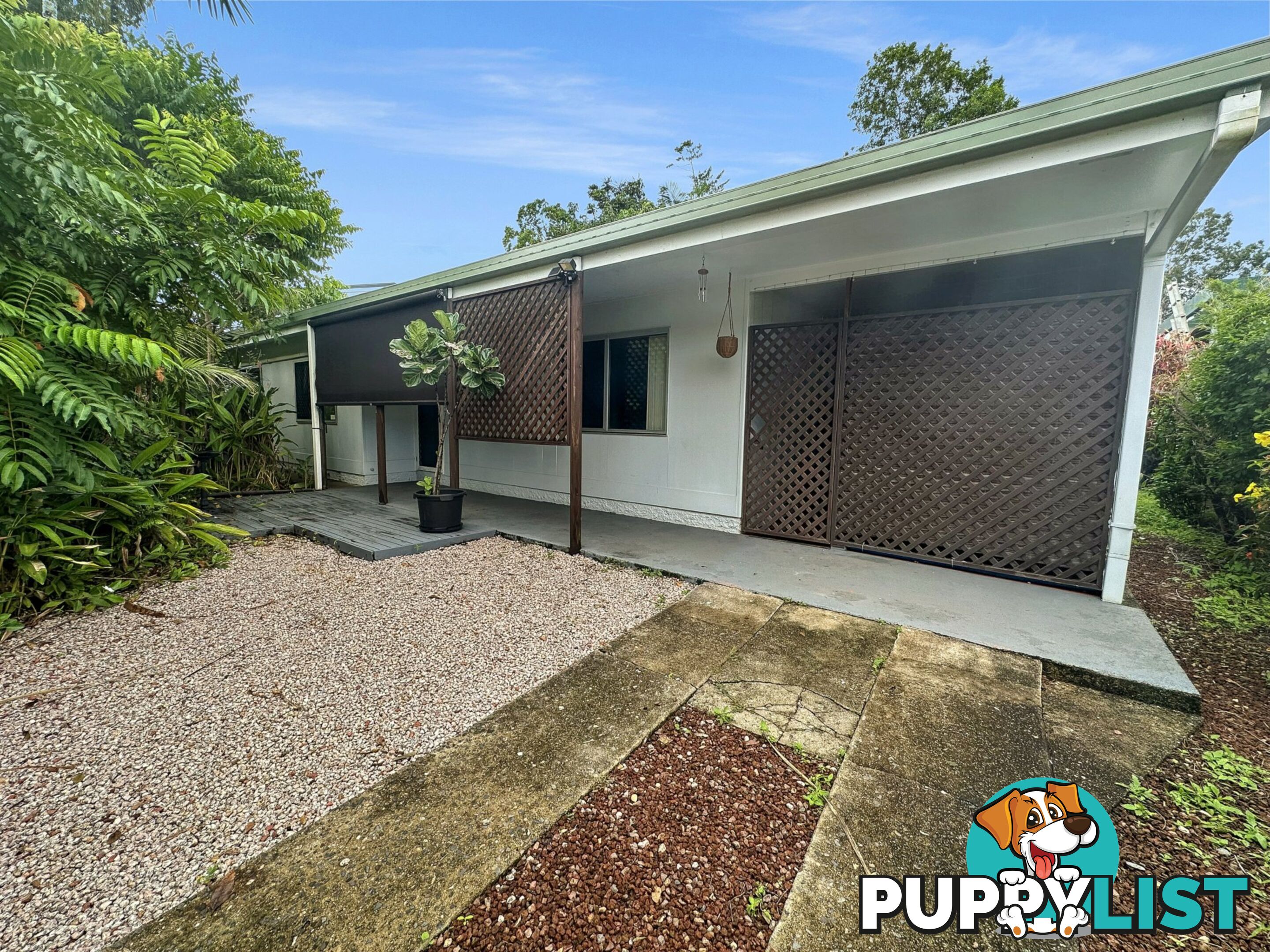 8 Kowinka Street WHITE ROCK QLD 4868