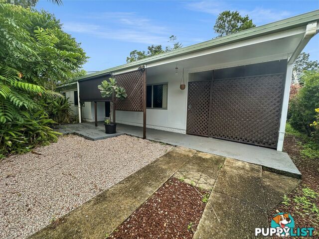 8 Kowinka Street WHITE ROCK QLD 4868