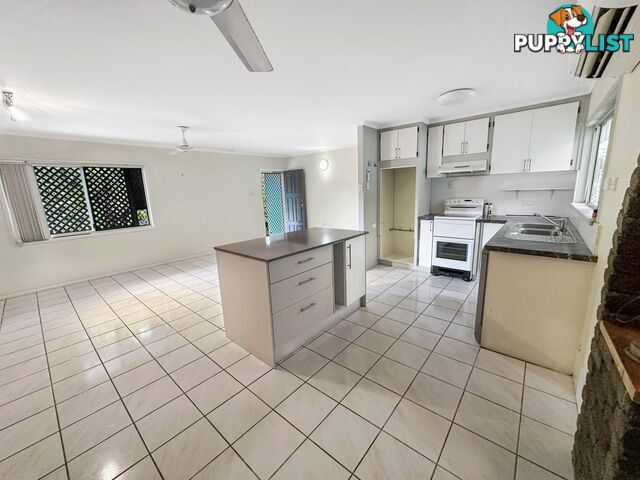 8 Kowinka Street WHITE ROCK QLD 4868