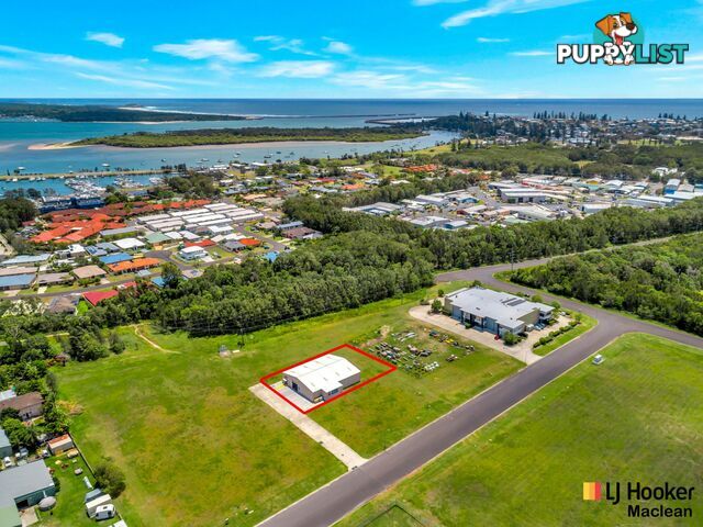 4B Fairtrader Drive YAMBA NSW 2464