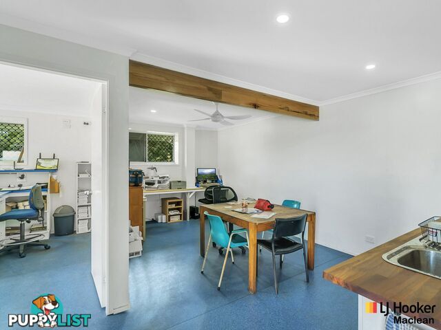 4B Fairtrader Drive YAMBA NSW 2464