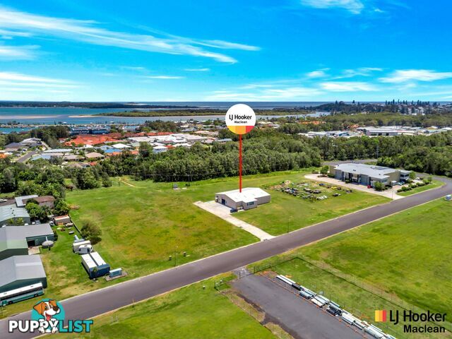 4B Fairtrader Drive YAMBA NSW 2464