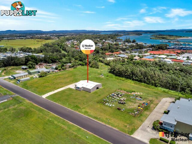 4B Fairtrader Drive YAMBA NSW 2464