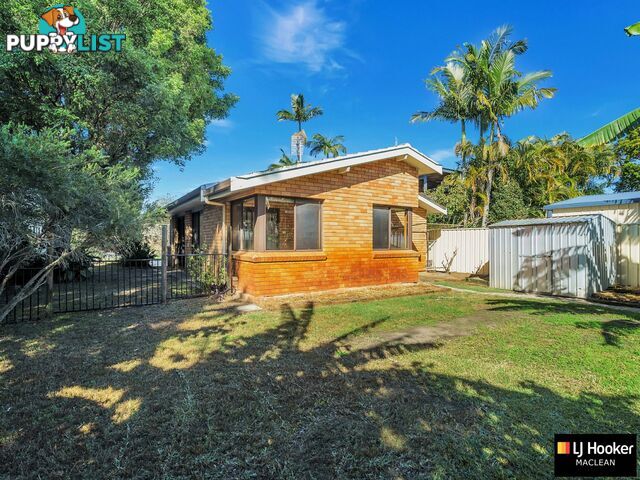 9 Cook Street YAMBA NSW 2464