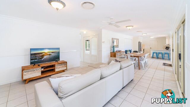 2 Barellan Avenue YAMBA NSW 2464