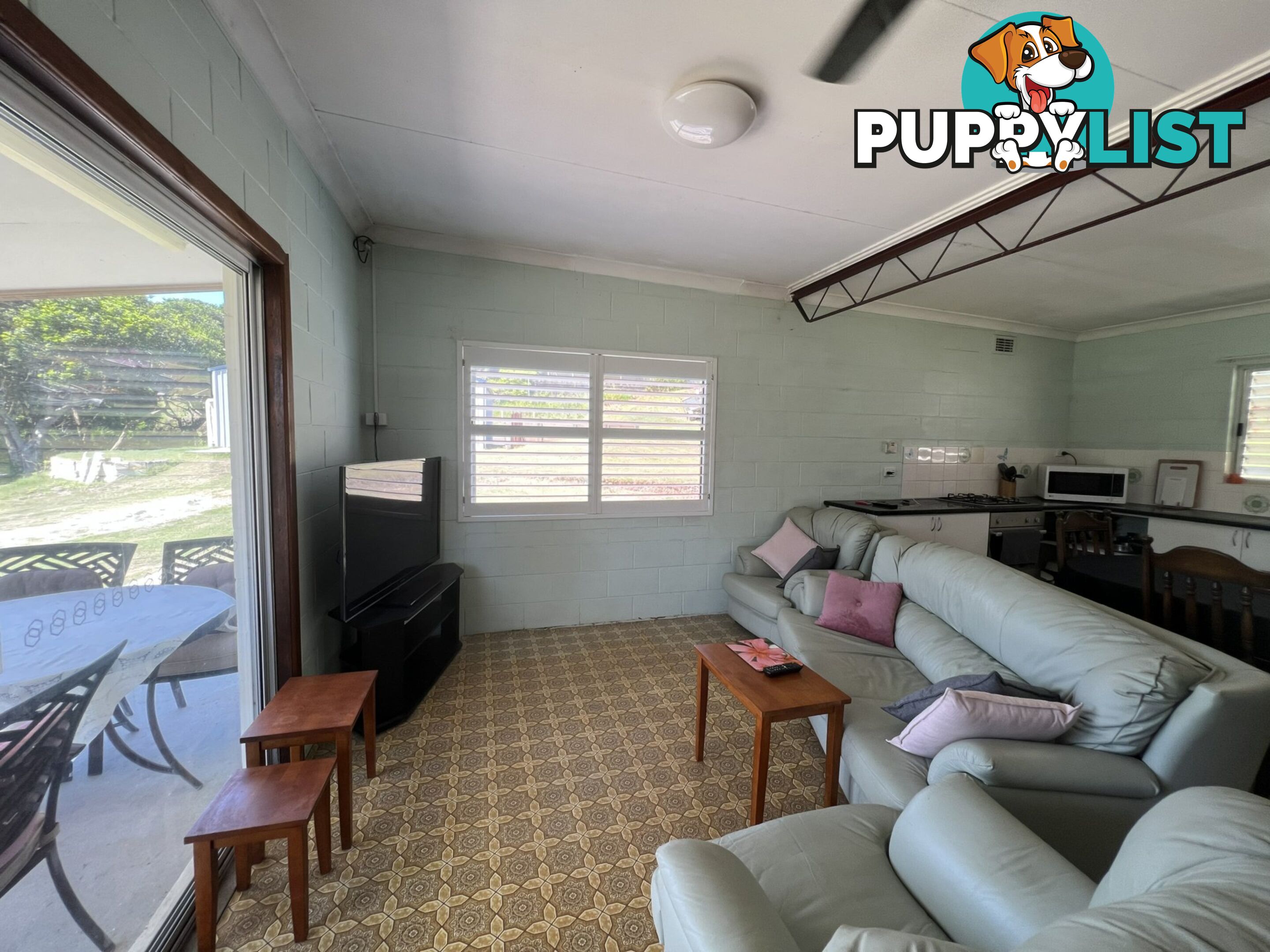 17 Poinsettia Crescent BROOMS HEAD NSW 2463