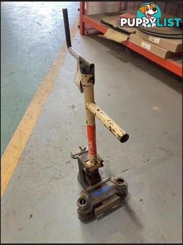 Floor Clamp