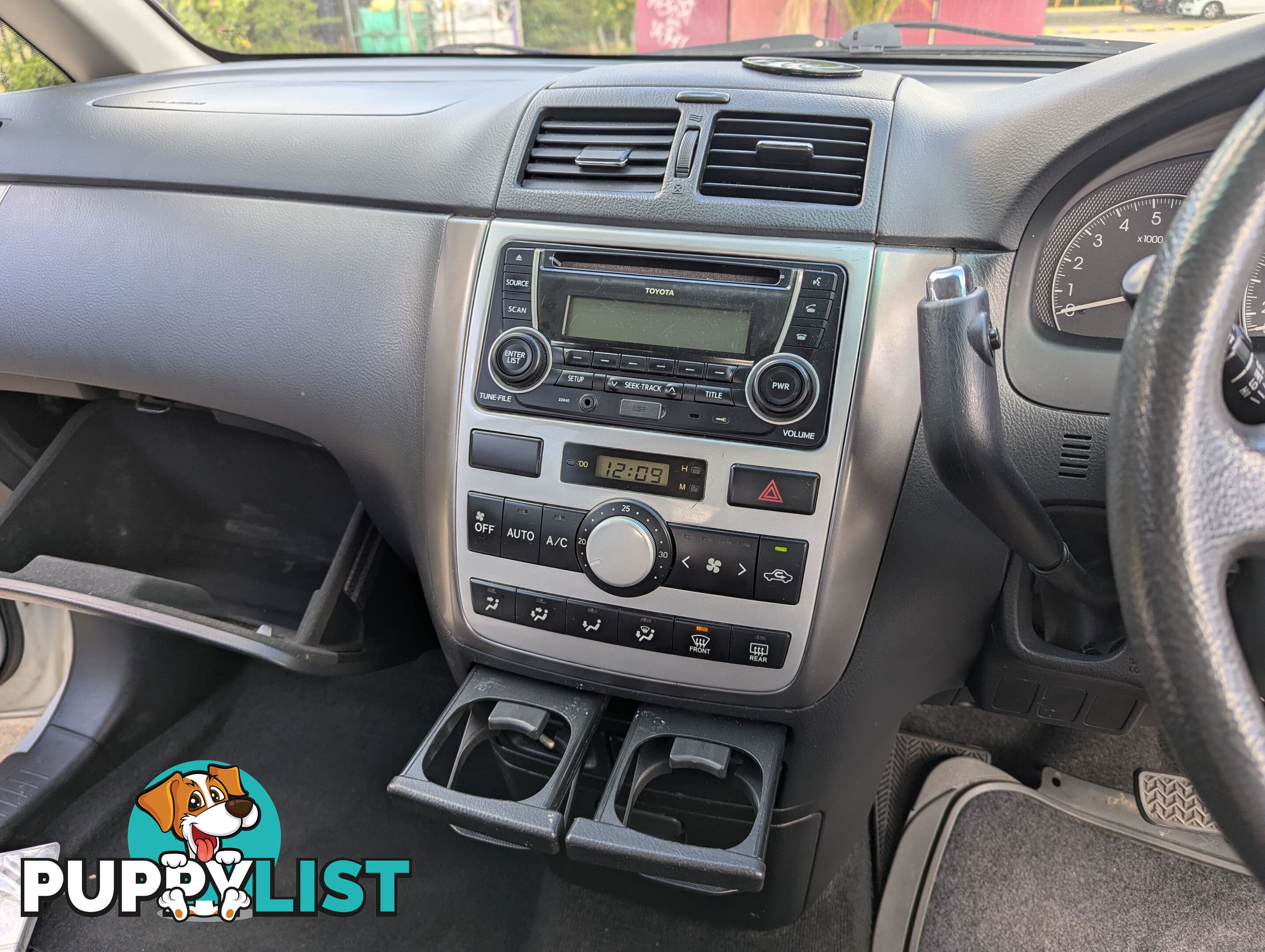 2009 Toyota Avensis Verso People Mover Automatic