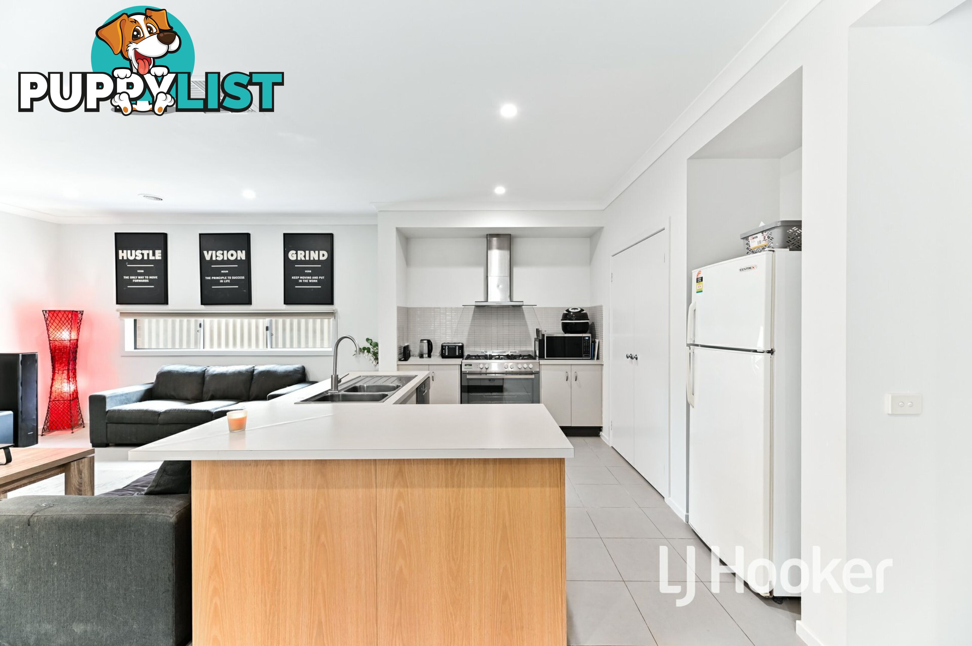 21 Egret Way PAKENHAM VIC 3810