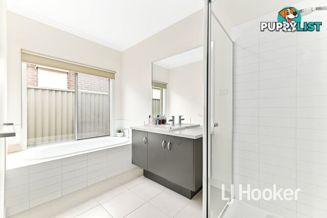 21 Egret Way PAKENHAM VIC 3810