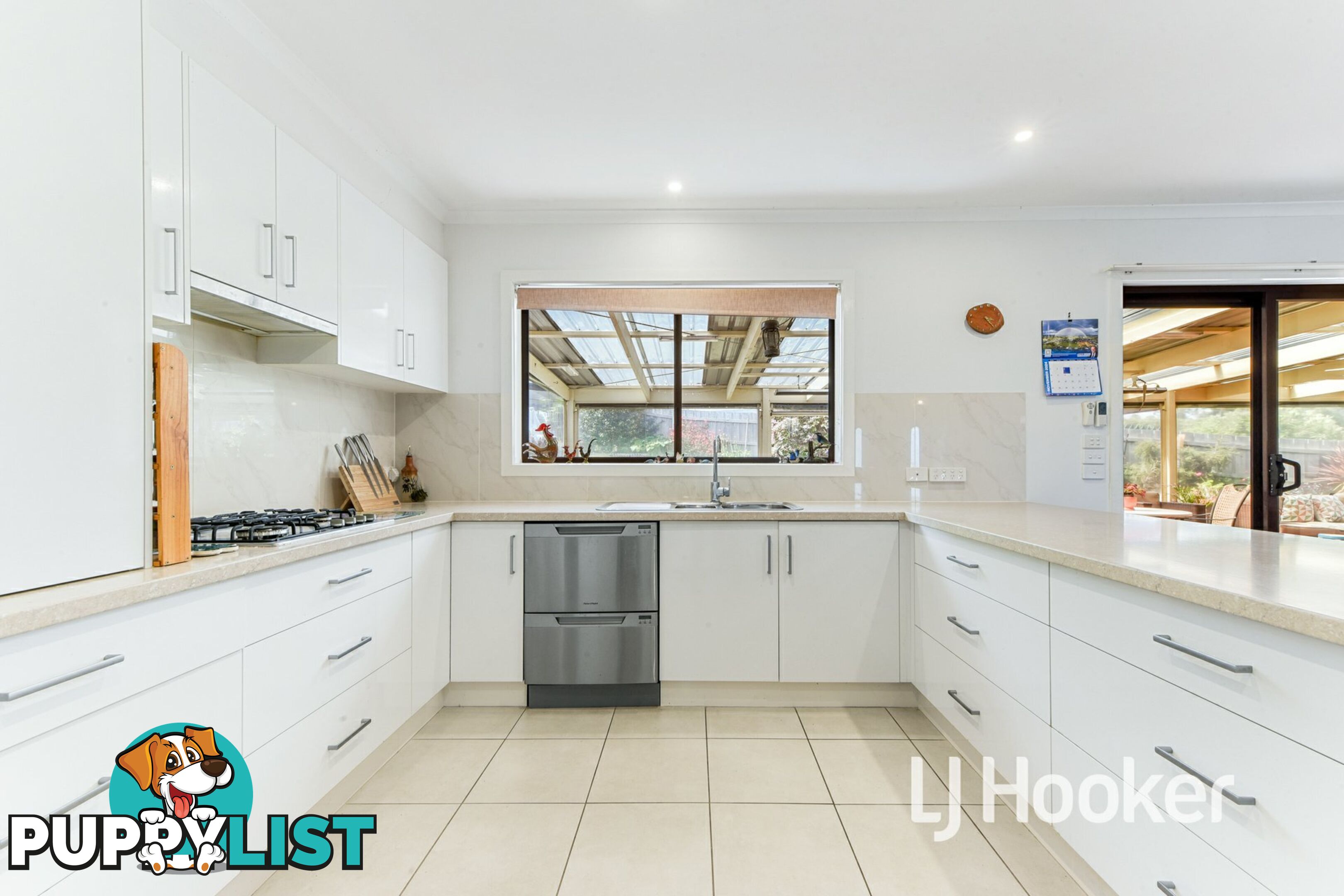 2 Elizabeth Court PAKENHAM VIC 3810