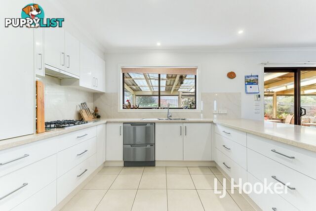 2 Elizabeth Court PAKENHAM VIC 3810