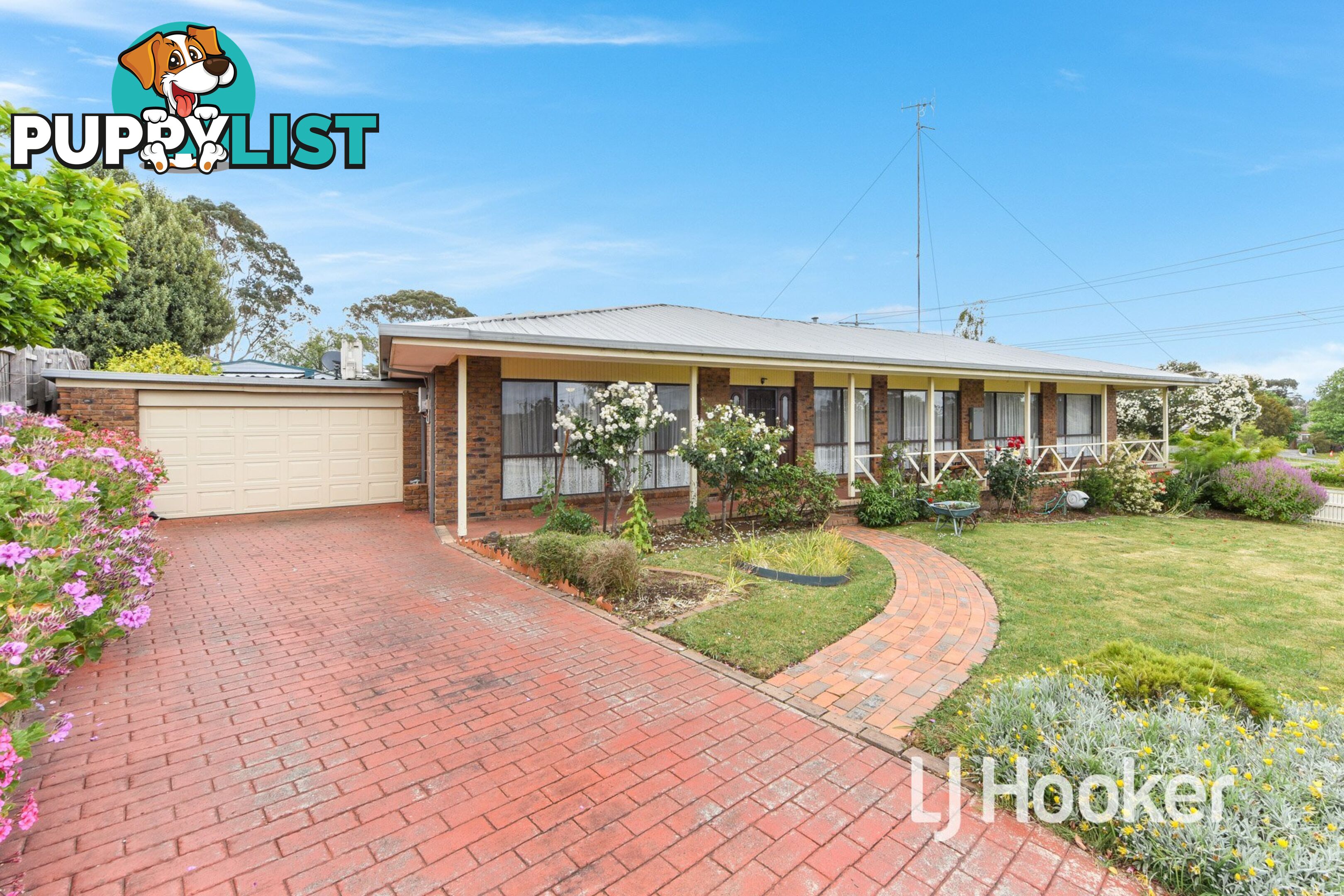 2 Elizabeth Court PAKENHAM VIC 3810