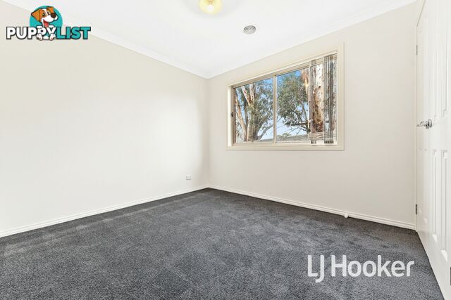 3/12 McClenaghan Place PAKENHAM VIC 3810