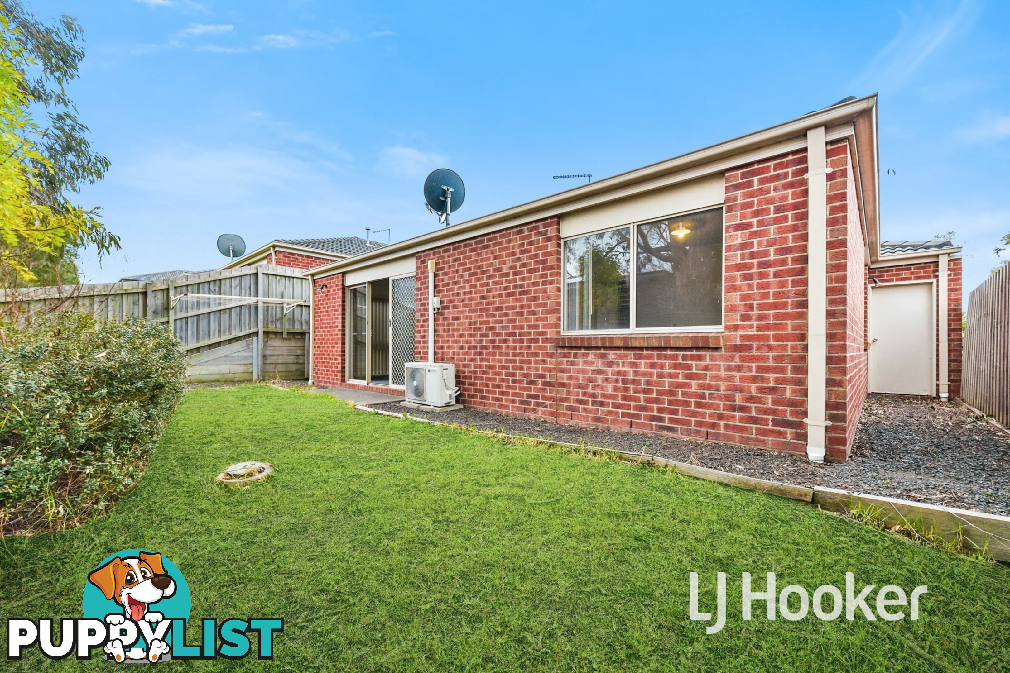 3/12 McClenaghan Place PAKENHAM VIC 3810