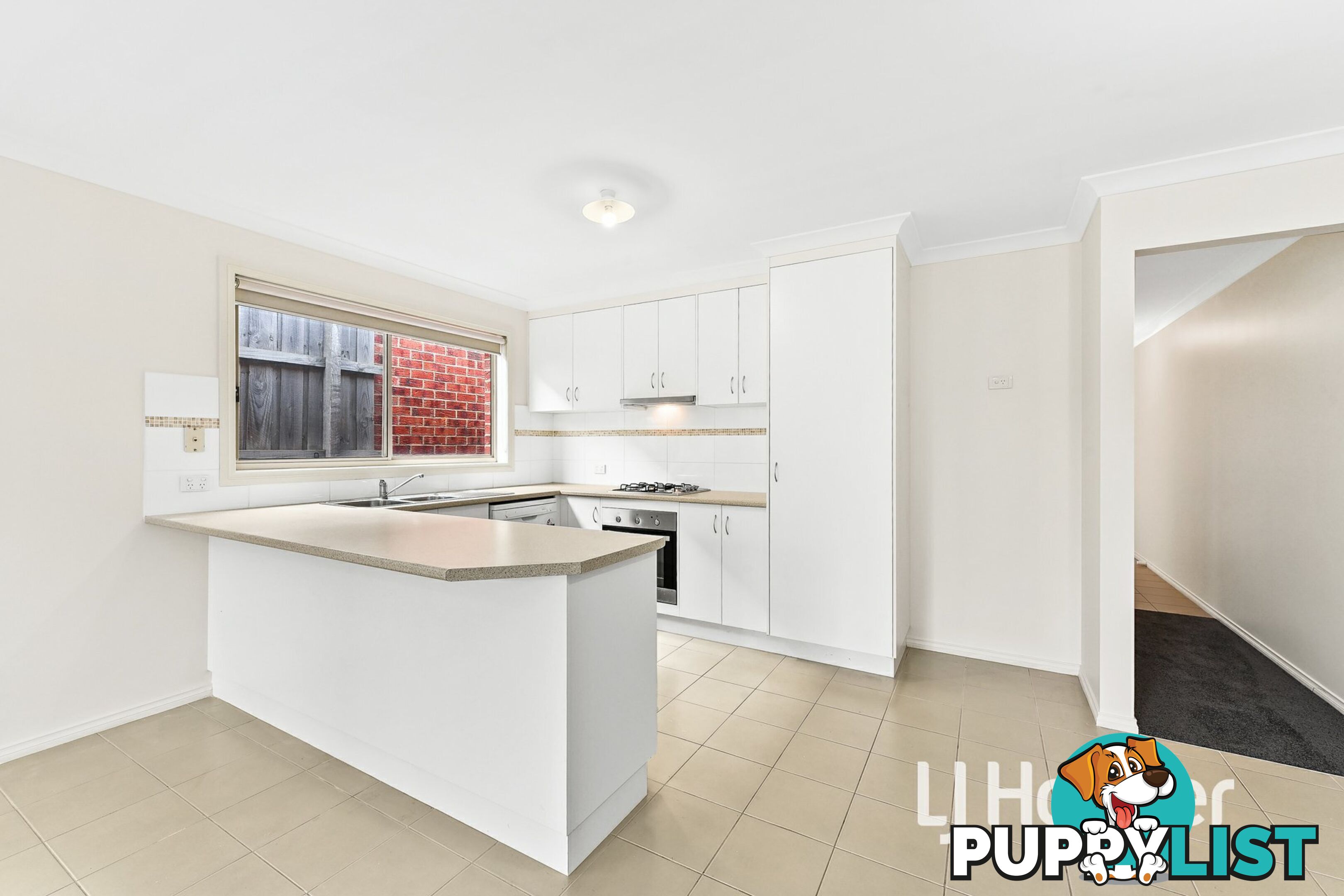 3/12 McClenaghan Place PAKENHAM VIC 3810