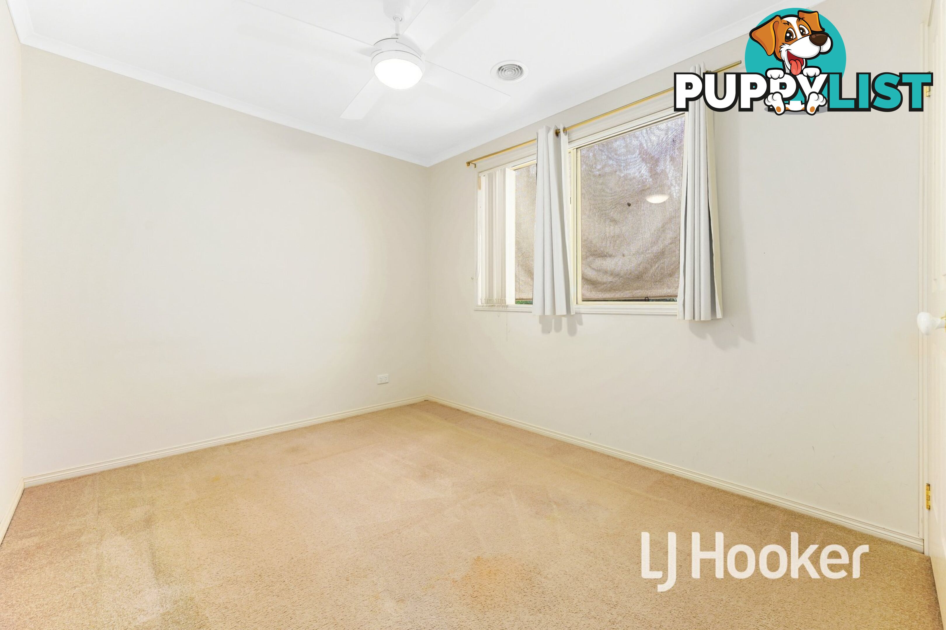 16 Sir Thomas Drive PAKENHAM VIC 3810