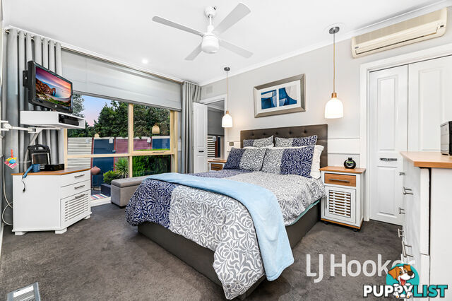 6 Robin Court PAKENHAM VIC 3810