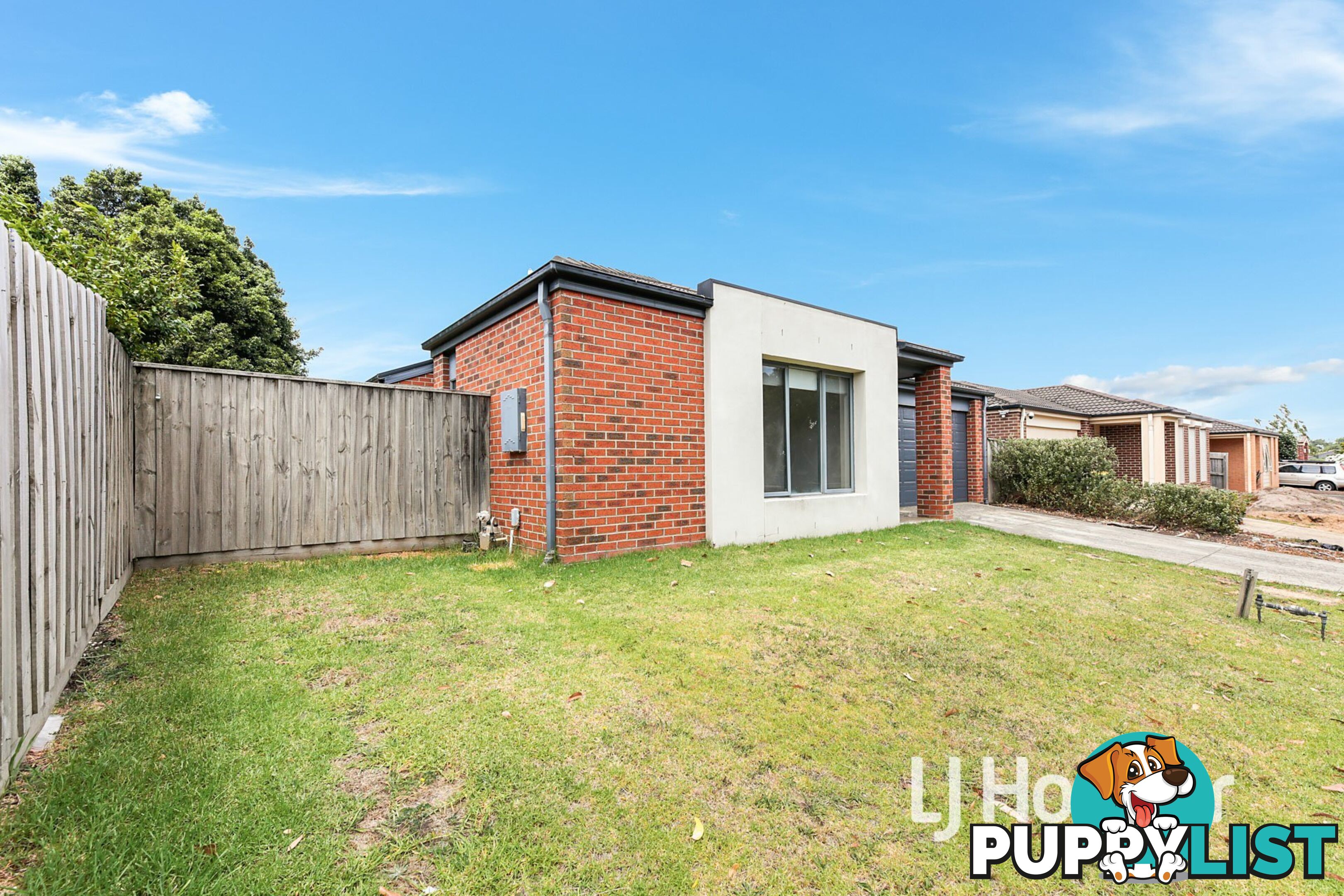 114 Ahern Road PAKENHAM VIC 3810