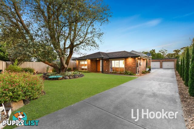 5 Adam Court PAKENHAM VIC 3810